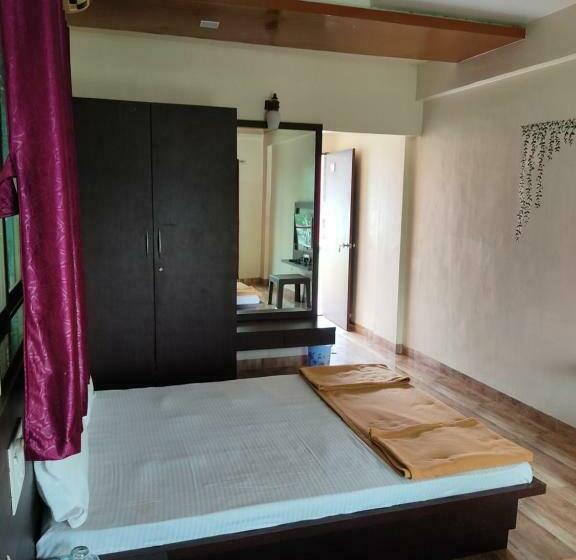 豪华湖景房, Nandanvan Tent & Resort Tapola