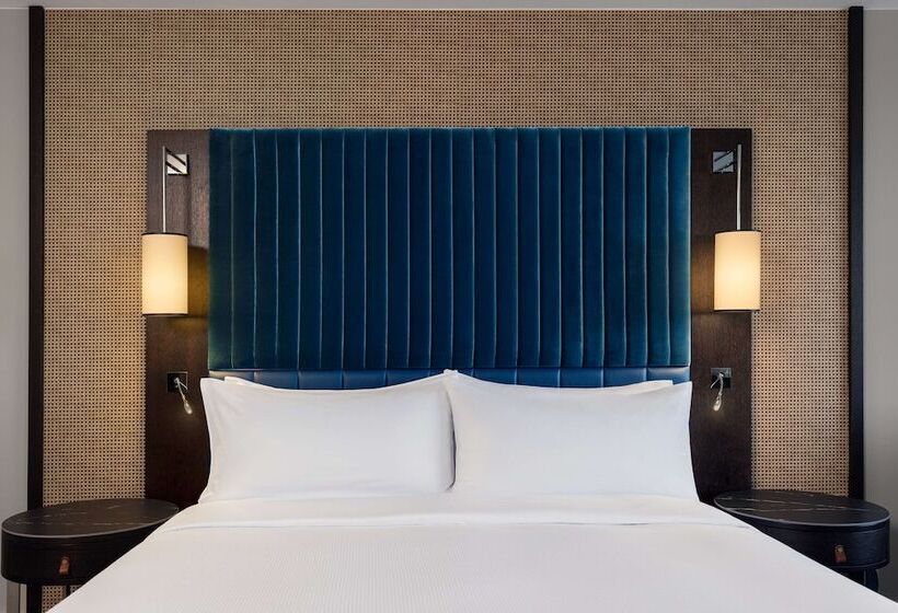 스위트, Hilton Vienna Waterfront
