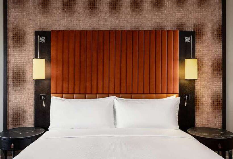 이그제큐티브 룸 킹사이즈 침대, Hilton Vienna Waterfront