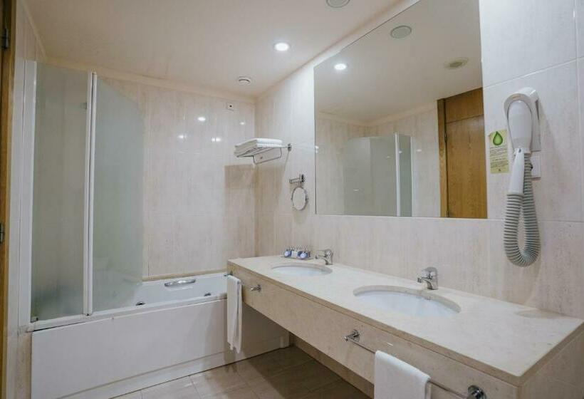 Семейный Номер, Premium Porto Maia