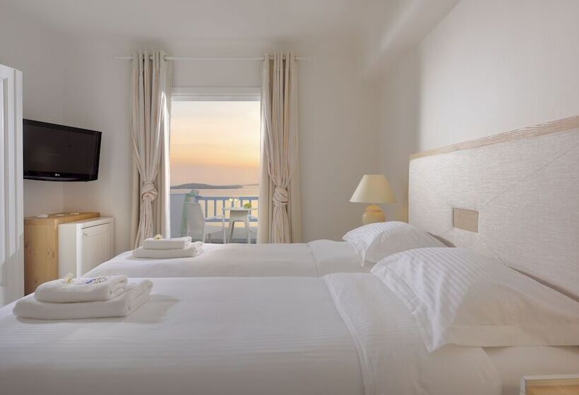 سوییت خانوادگی, Saint John Hotel Villas & Spa