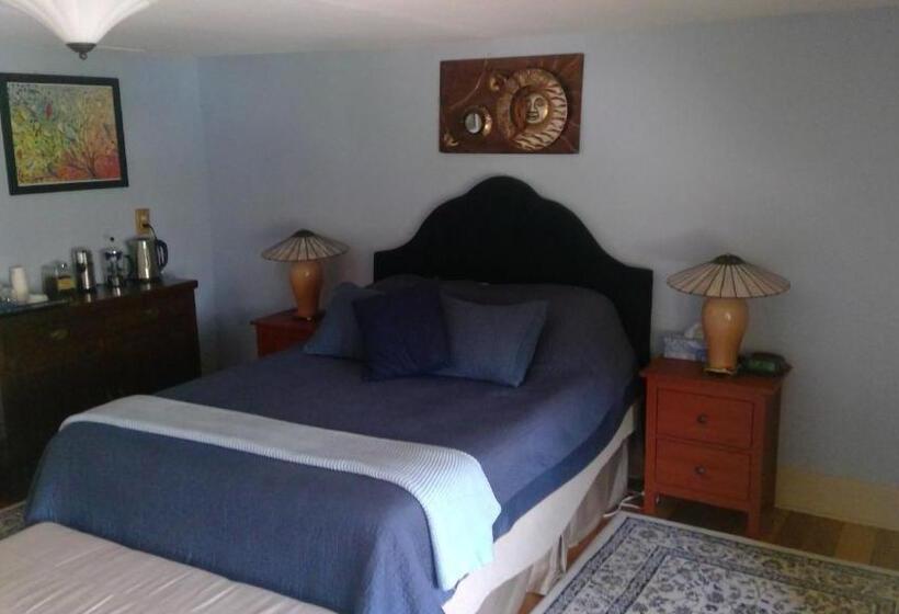 Номер Стандарт, Bliss Point Farm And B&b, Llc