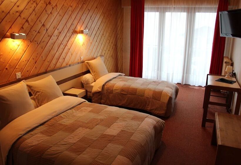 Номер Стандарт Трехместный, Hôtel Le Christania