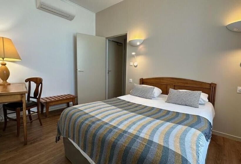 اتاق استاندارد, Logis Hôtel De La Tête Noire