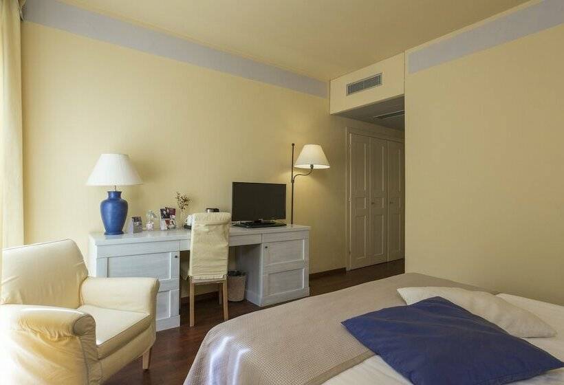 Номер Superior, Th Tirrenia   Green Park Resort