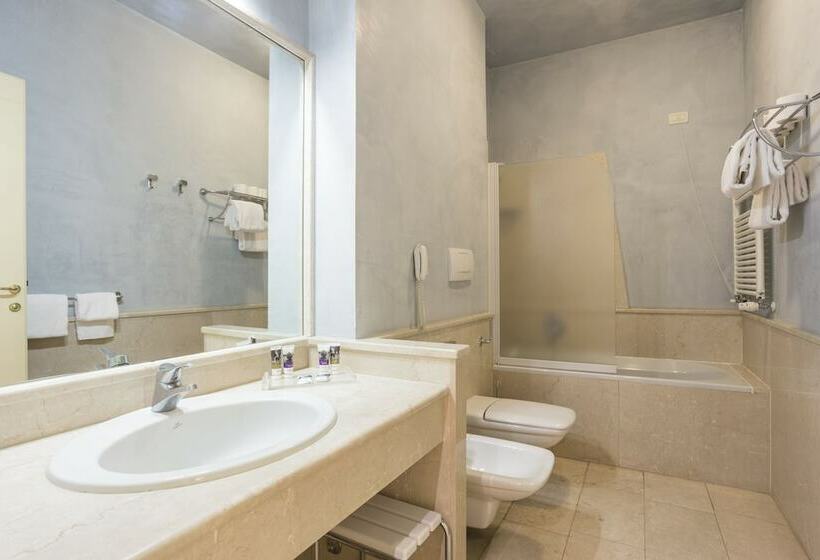 Четырехместный Номер Superior, Th Tirrenia   Green Park Resort