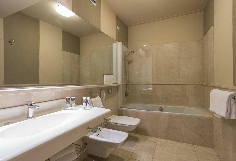 Номер Deluxe, Th Tirrenia   Green Park Resort