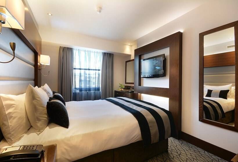 Номер Deluxe, Park Grand London Lancaster Gate