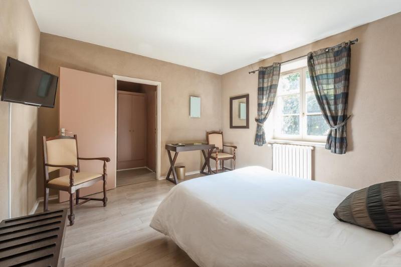 Номер Стандарт, Logis Hotel Restaurant Saint Romain