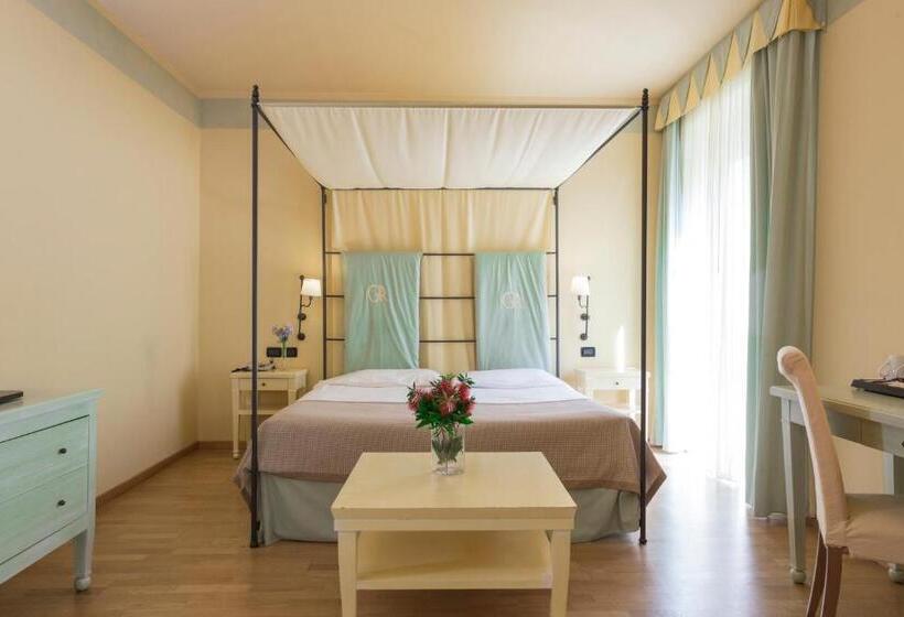 Четырехместный Номер Superior, Th Tirrenia   Green Park Resort