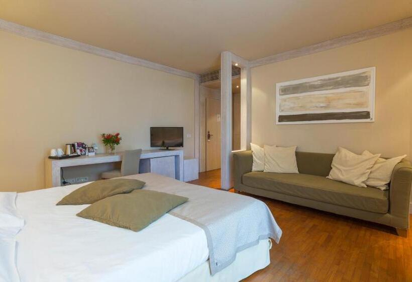 Номер Deluxe, Th Tirrenia   Green Park Resort