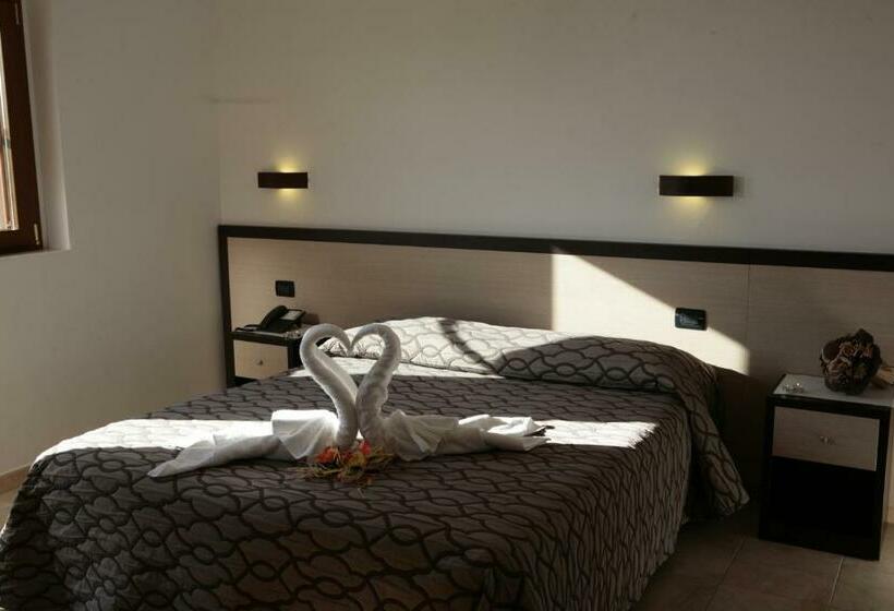 غرفة سوبيريور, Albergo Il Giardino