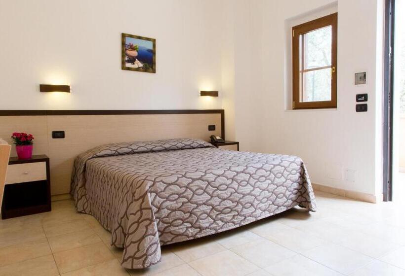 غرفة سوبيريور, Albergo Il Giardino