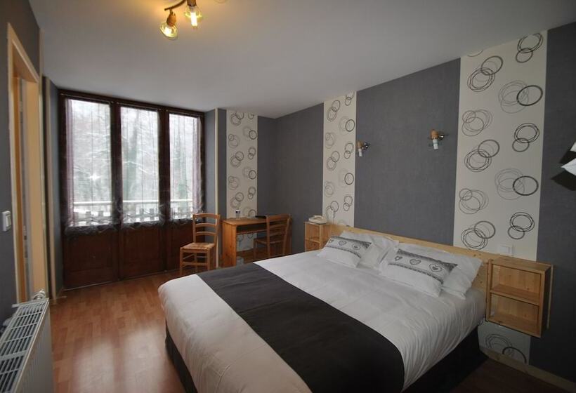 Номер Комфорт, Auberge Du Hérisson