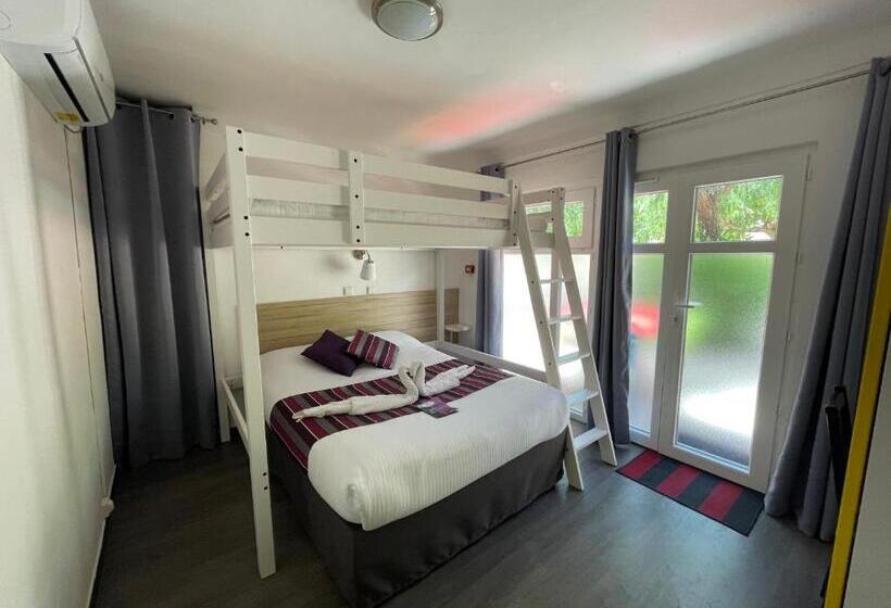 Семейный Номер Вид на Сад, Hôtel La Petite Bohème