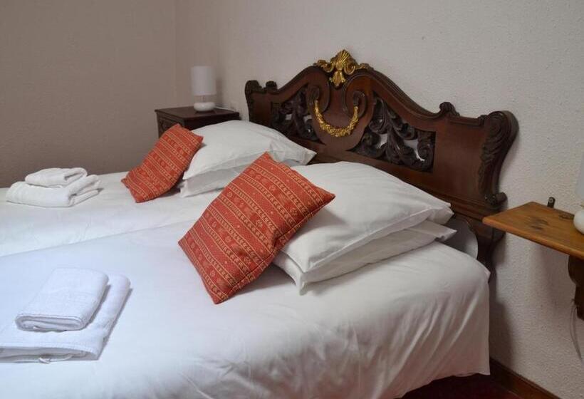 Номер Стандарт, L'auberge Catalane