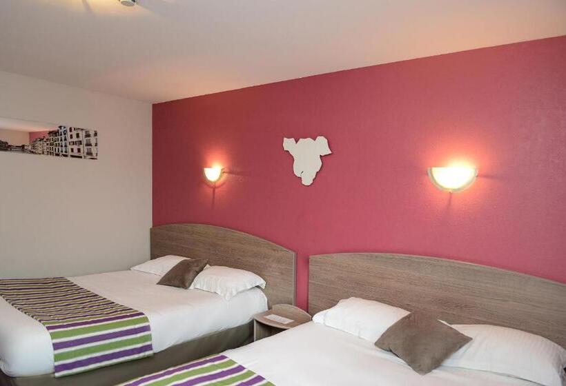Семейный Номер, Logis Hôtel Andreinia & Cabanes