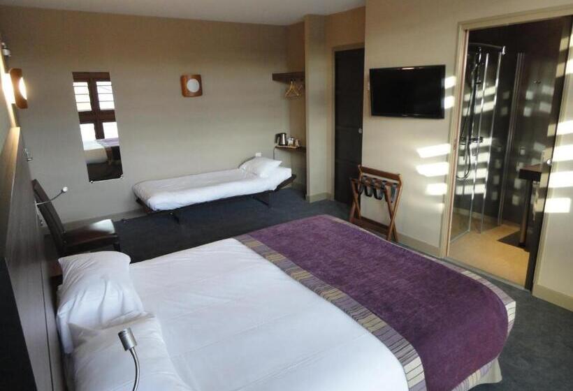 Номер Стандарт Трехместный, Logis Hôtel Le Vert Galant