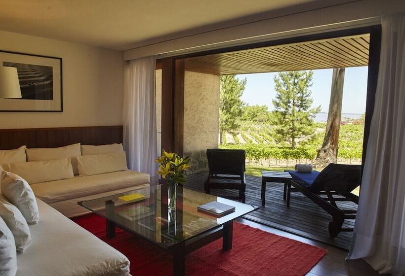프리미엄 스위트, Carmelo Resort & Spa