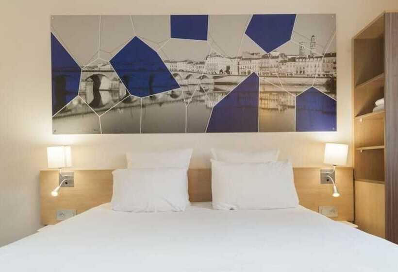 Номер Комфорт, Brit Hotel Mâcon Centre Gare