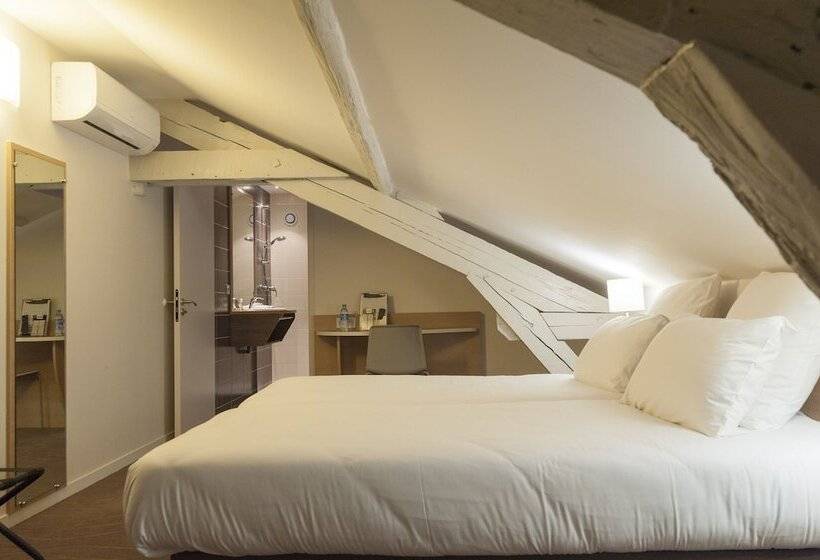 Номер Стандарт, Brit Hotel Mâcon Centre Gare
