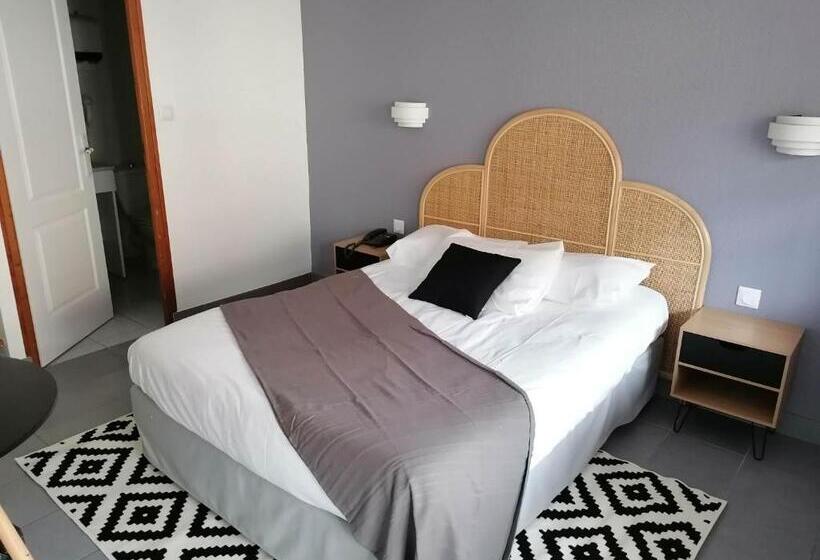 スタンダードルーム, Logis Hôtel & Restaurant Le Soleil D Or