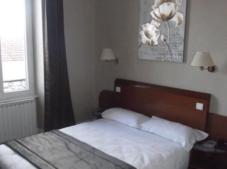 Номер Стандарт, Logis Hotel Des Bourbons