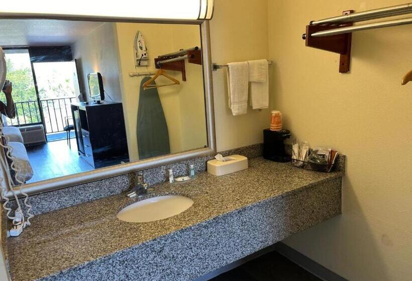 4인용 스탠다드 룸, Quality Inn Elkton St. Augustine South