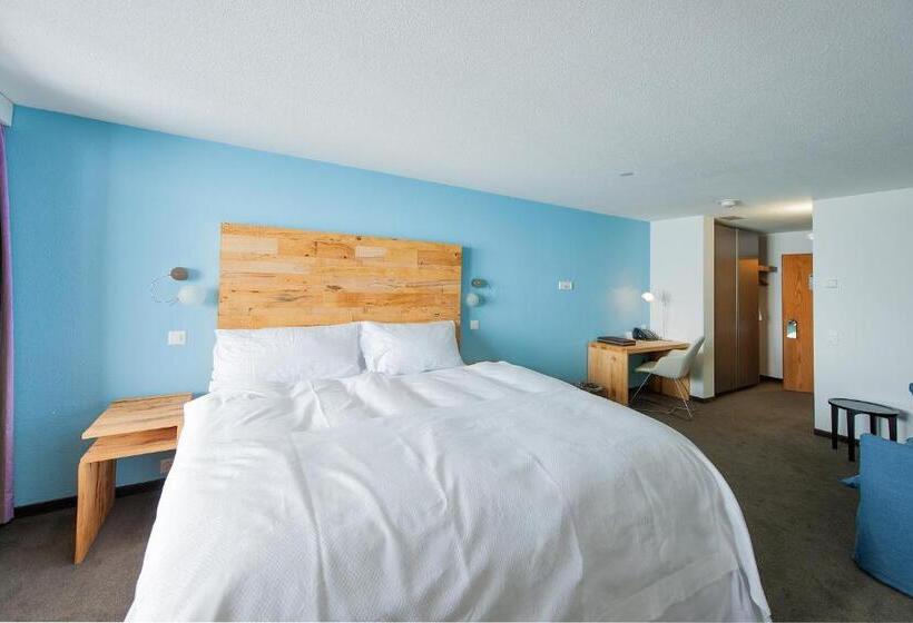 اتاق لوکس با بالکن, Wellness Hotel Stoos