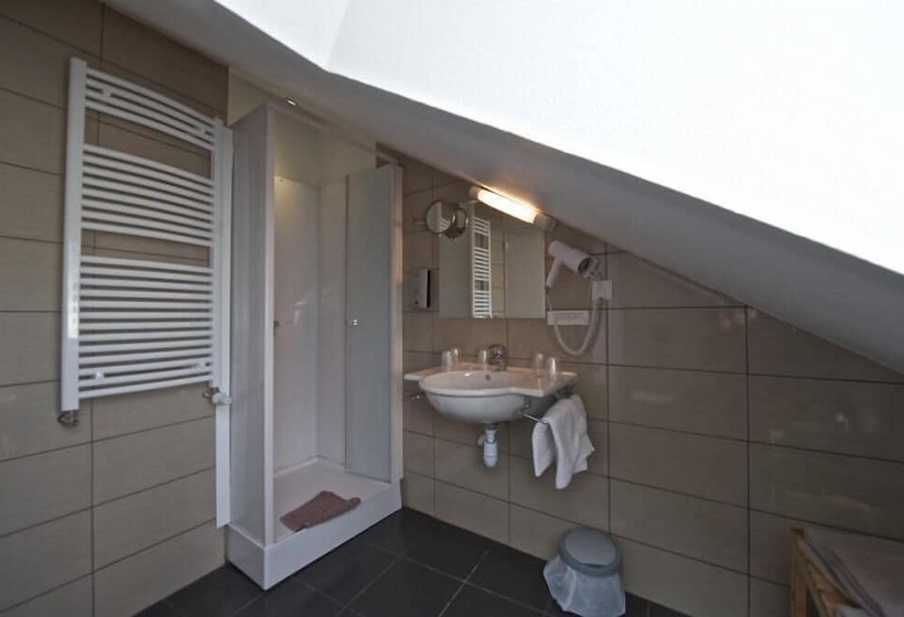 Семейный Номер Вид на Море, Hôtel La Porte Saint Pierre Logis Hôtel Intra Muros