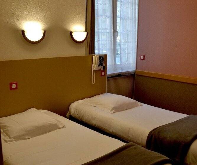 Номер Стандарт, Hôtel La Porte Saint Pierre Logis Hôtel Intra Muros