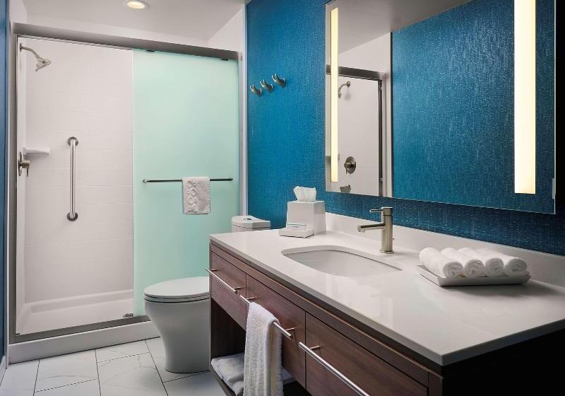 Люкс Кровать Кинг, Home2 Suites By Hilton Utica, Ny