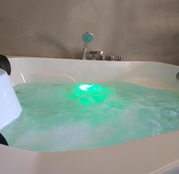Люкс Кровать Кинг, Luxury B&b Coccolhouse