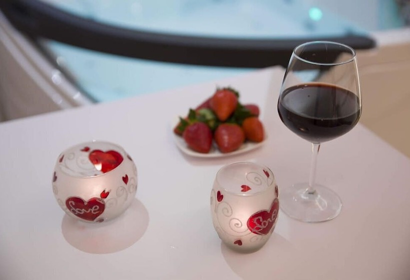 Люкс с гидромассажем, Luxury B&b Coccolhouse
