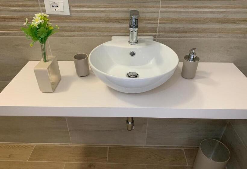 Quarto superior, D & C
