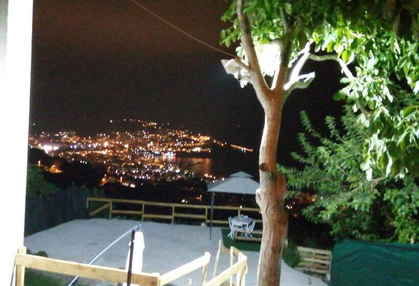 اتاق لوکس, Una Terrazza Sul Mare
