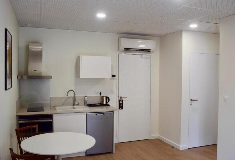 Апартаменты 1 Спальня, Et Appartements Les Platanes