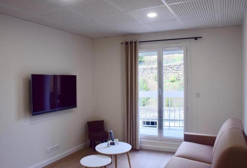 Апартаменты 1 Спальня с Балконом, Et Appartements Les Platanes