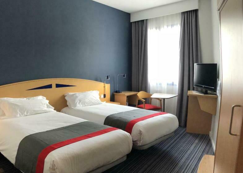 Quarto Estandar, Holiday Inn Express San Sebastian De Los Reyes, An Ihg