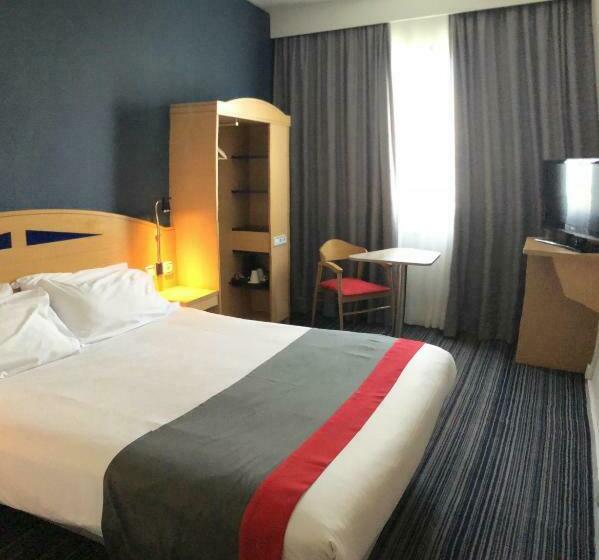 Номер Стандарт, Holiday Inn Express San Sebastian De Los Reyes, An Ihg