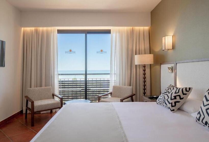 Juniorsviitti Merinäkymä, Puerto Antilla Grand Hotel