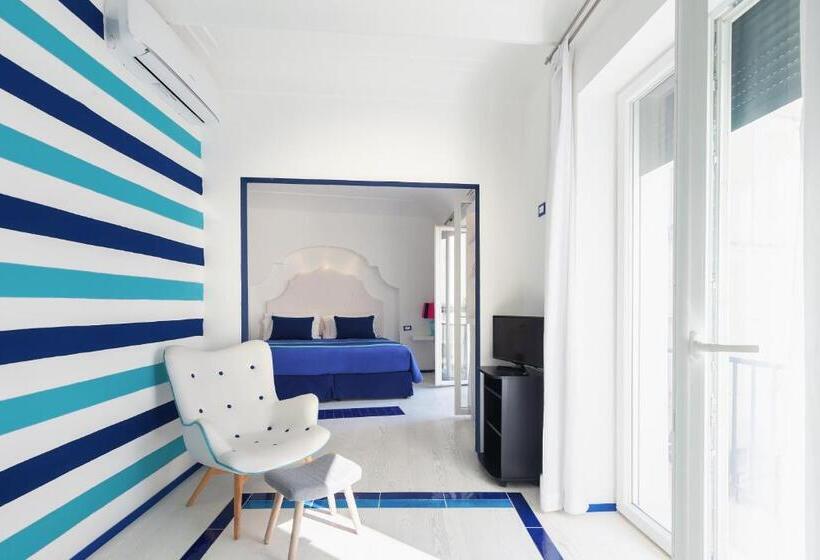 Полулюкс Повышенной Комфортности, Boutique Suites In Piazzetta