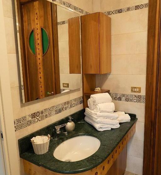 اتاق استاندارد چهار تخته, B&b Il Cavaliere