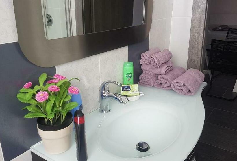 سوییت سوپریور, Lilium In B&b