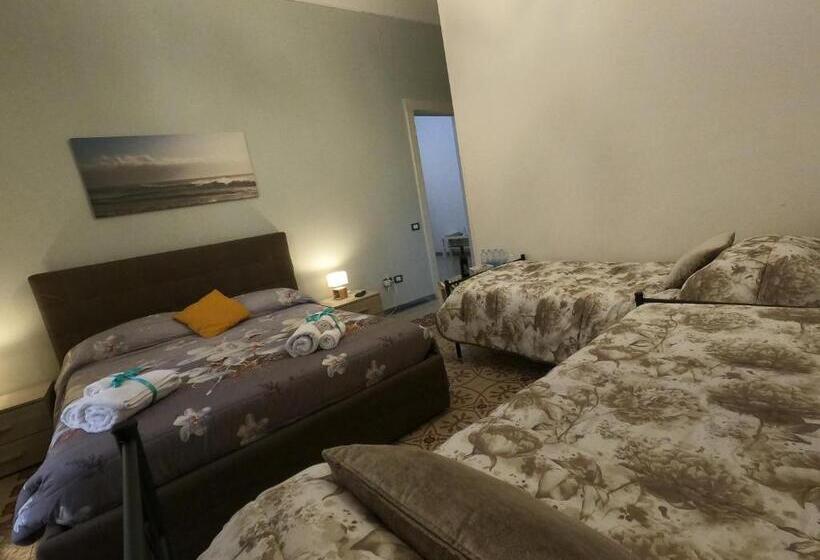 اتاق استاندارد با تخت بزرگ, Tyrrenium Salerno