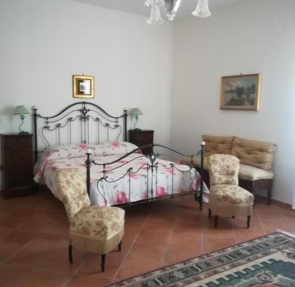 اتاق استاندارد چهار تخته, La Casa Di Astrea
