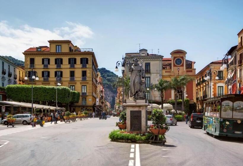 豪华三人间, Sorrentovibes   Boutique Suites 186