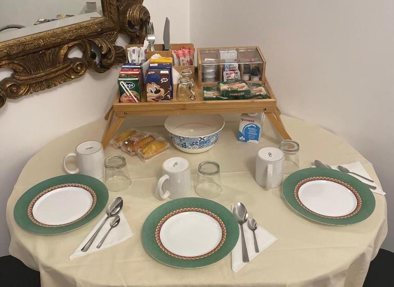 Семейный Номер, B&b Family First