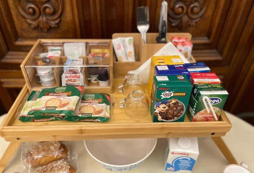 Семейный Номер, B&b Family First