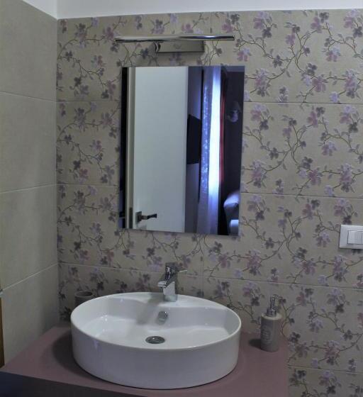 اتاق راحتی سه تخته, Maison Marianna B&b   Etna